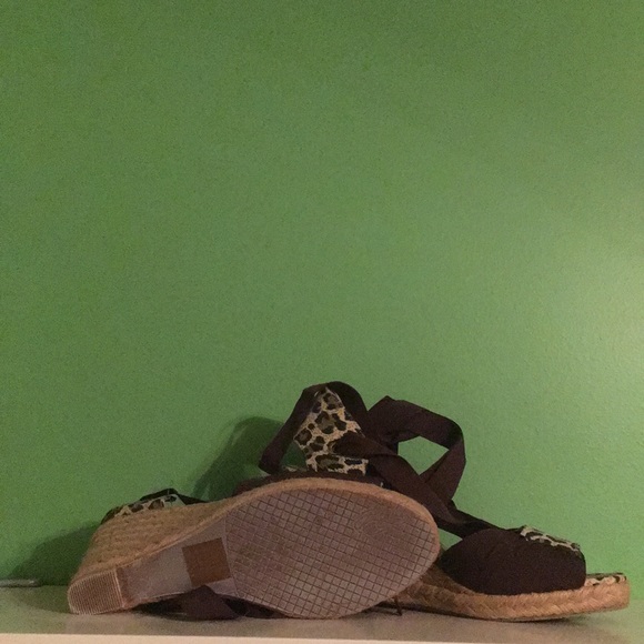 Lovely People Wedges - Picture 2 of 4